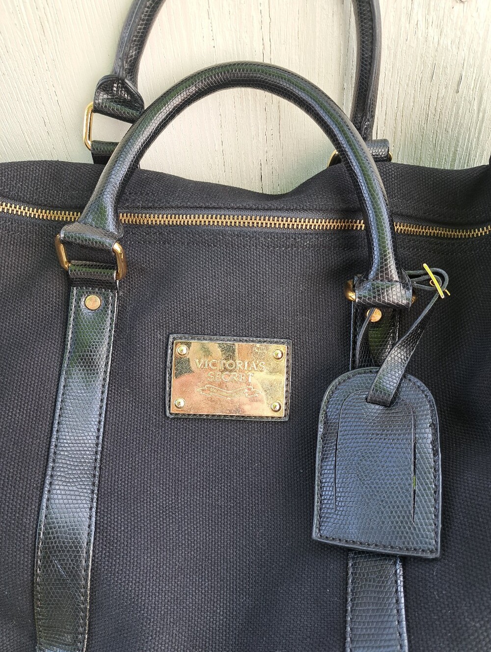 Lg Victoria's Secret Duffel Bag - Picture 2 of 12